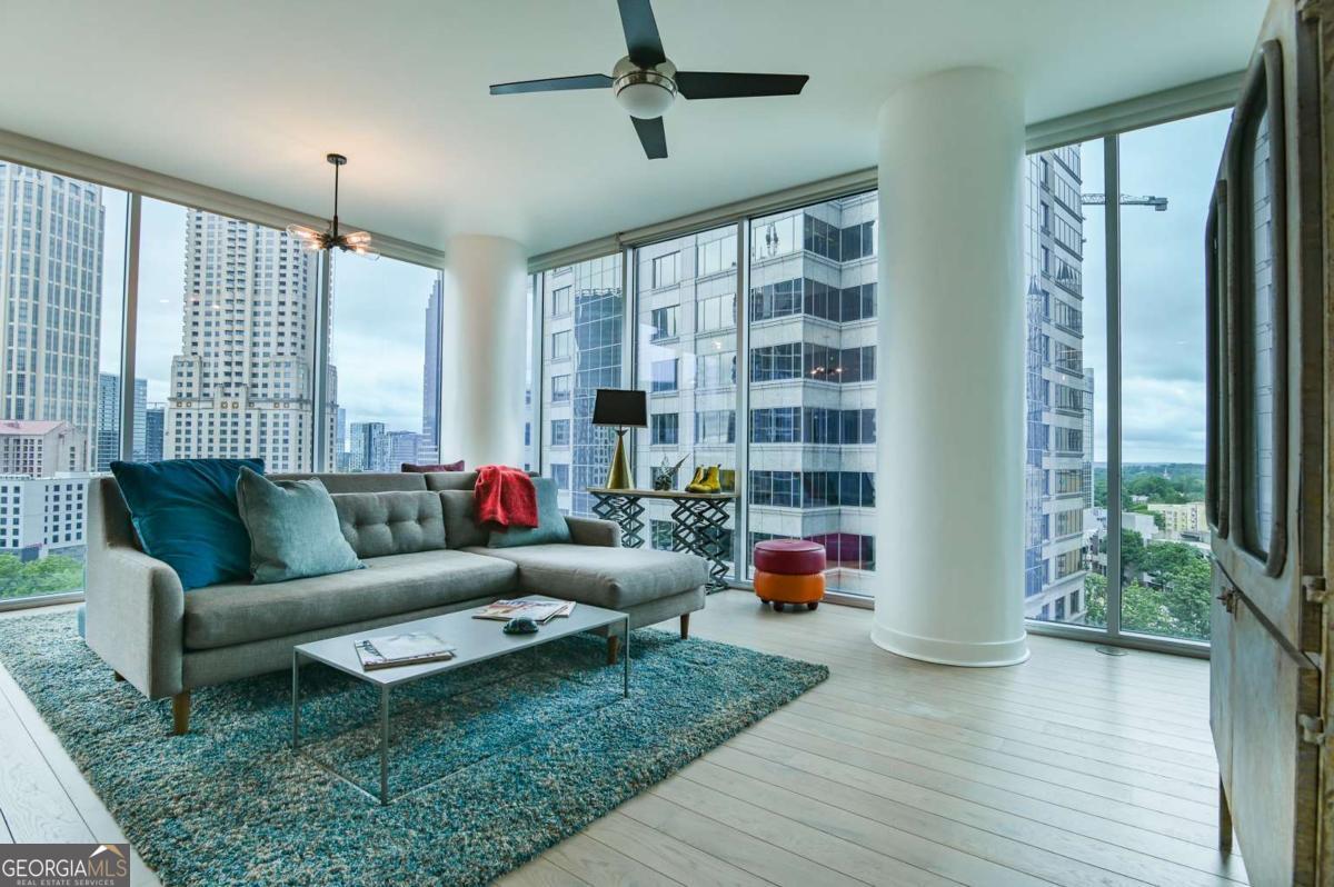 1080 Peachtree ST NE 1102