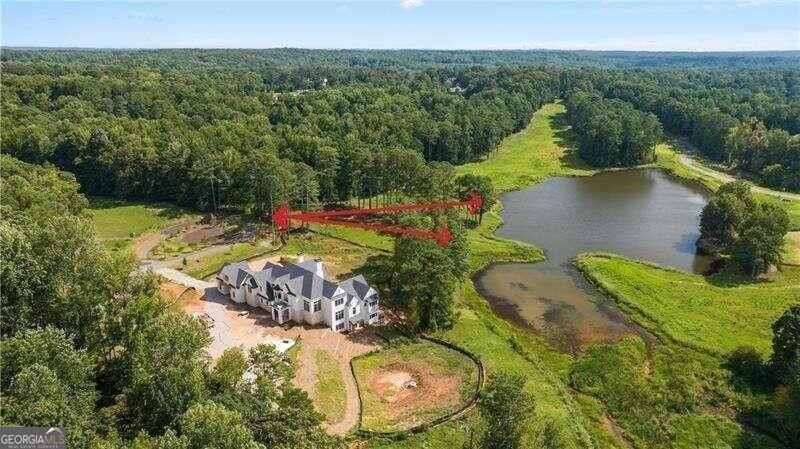 325 Lakeshore RD