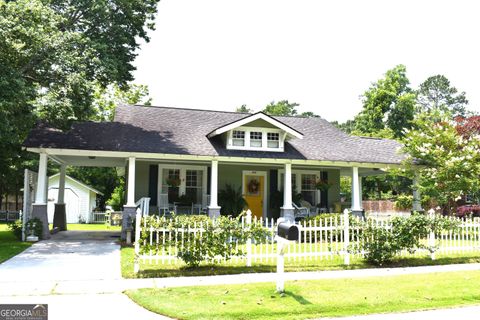420 S Kennedy ST Metter GA 30439