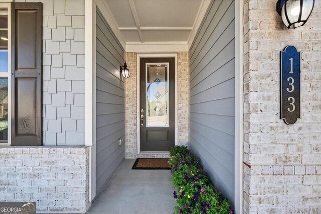 Photo of 133 Iron Oak Dr, Peachtree City, GA 30269 (MLS # 10737002)