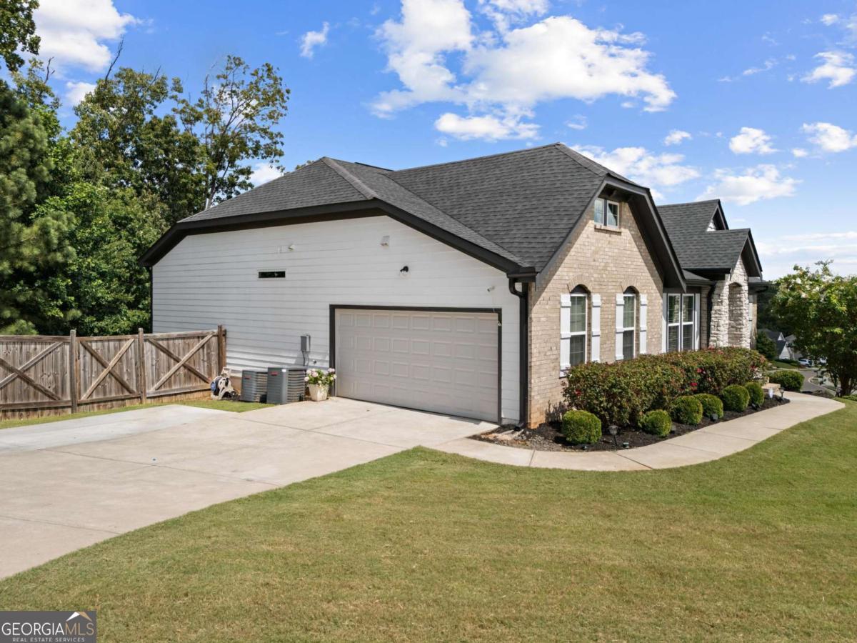 217 Augusta WALK