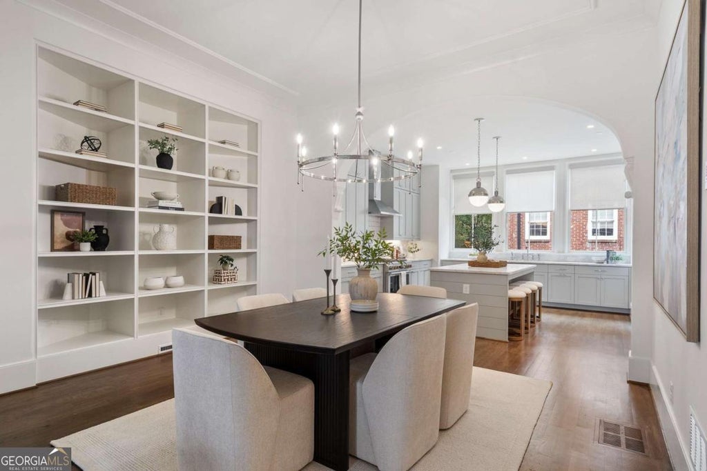 Photo of 2711 Southwell Street NE, Atlanta, GA 30305 (MLS # 10800352)