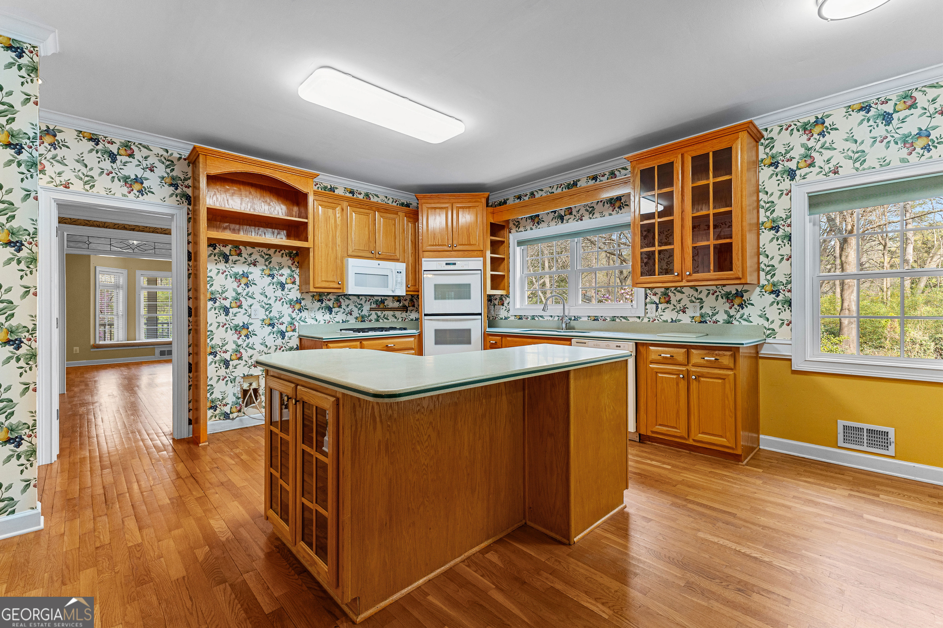 Fayetteville, Georgia 30215, United States, 3 Bedrooms Bedrooms, ,4 BathroomsBathrooms,Residential,Pending,213376