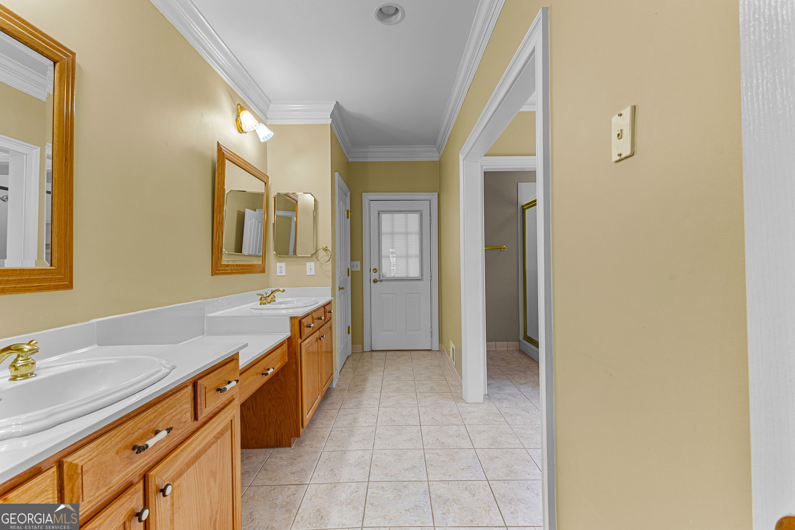 Fayetteville, Georgia 30215, United States, 3 Bedrooms Bedrooms, ,4 BathroomsBathrooms,Residential,Pending,213376