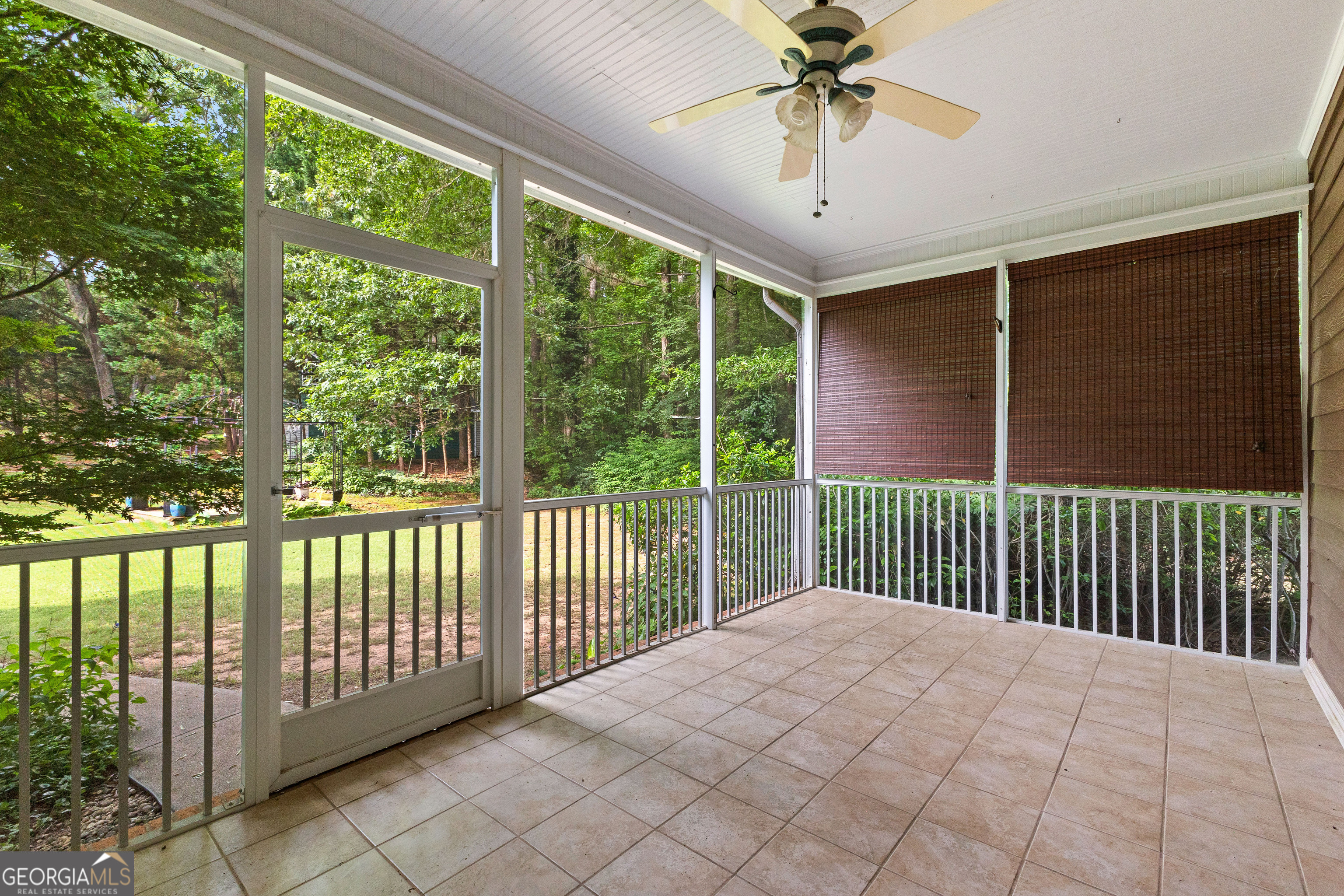 Fayetteville, Georgia 30215, United States, 3 Bedrooms Bedrooms, ,4 BathroomsBathrooms,Residential,Pending,213376