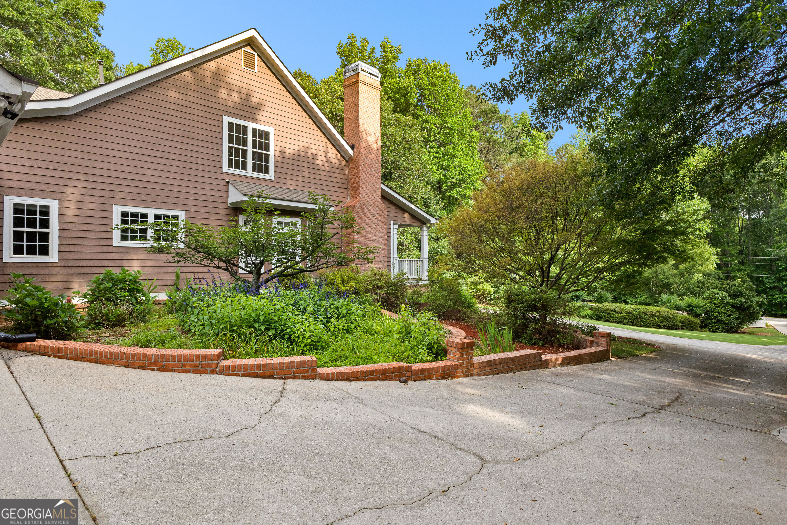 Fayetteville, Georgia 30215, United States, 3 Bedrooms Bedrooms, ,4 BathroomsBathrooms,Residential,Pending,213376