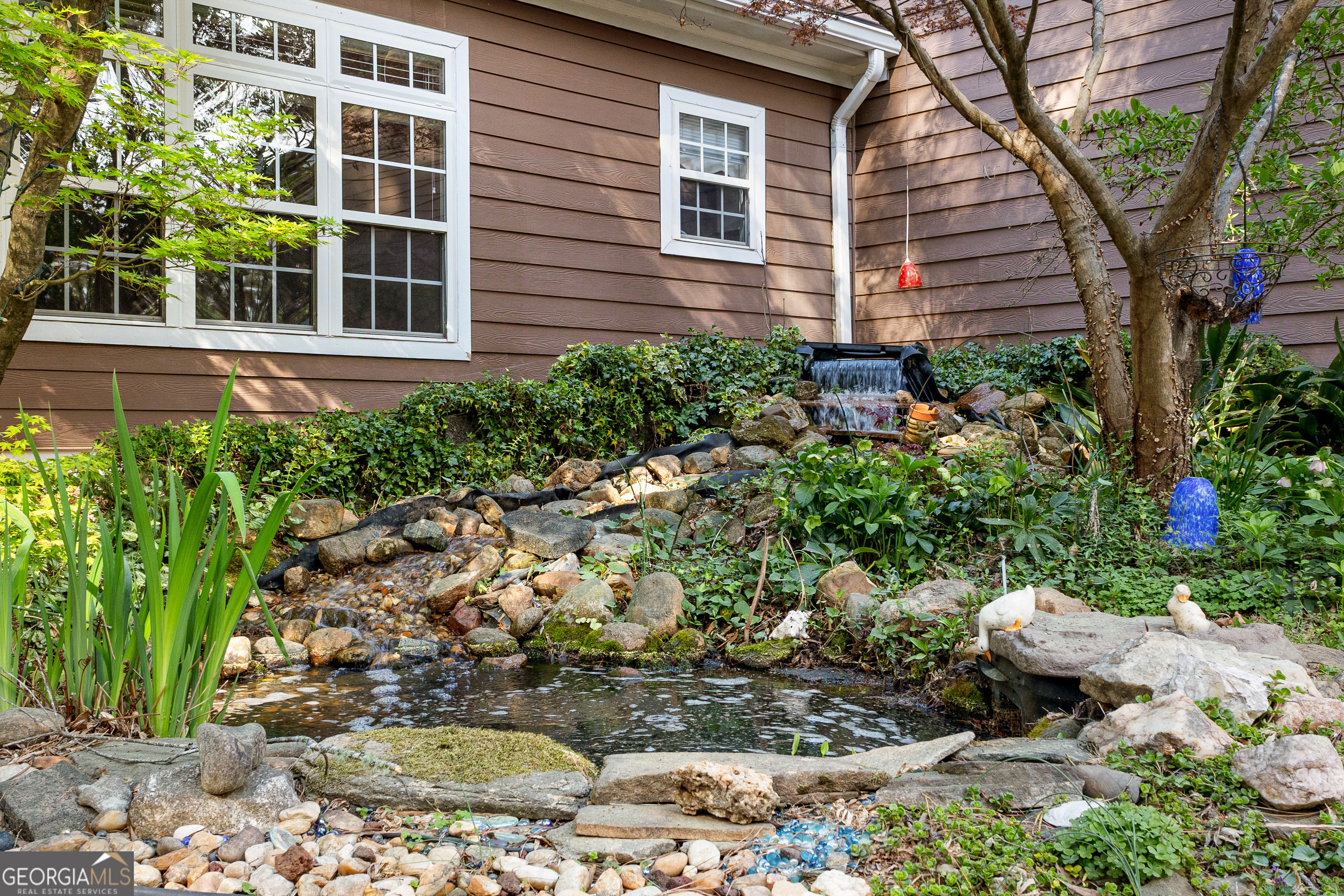 Fayetteville, Georgia 30215, United States, 3 Bedrooms Bedrooms, ,4 BathroomsBathrooms,Residential,Pending,213376