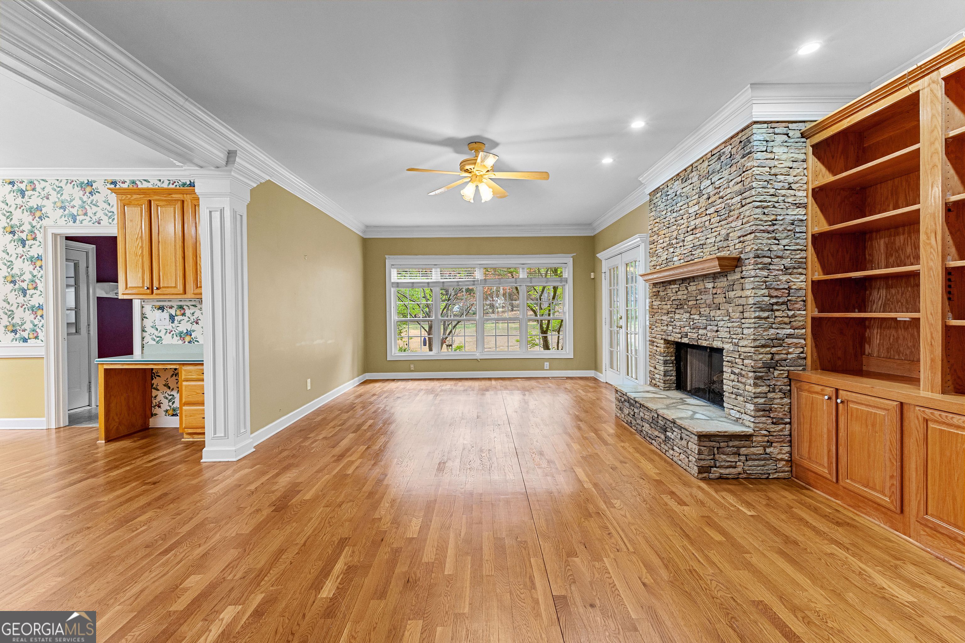 Fayetteville, Georgia 30215, United States, 3 Bedrooms Bedrooms, ,4 BathroomsBathrooms,Residential,Pending,213376