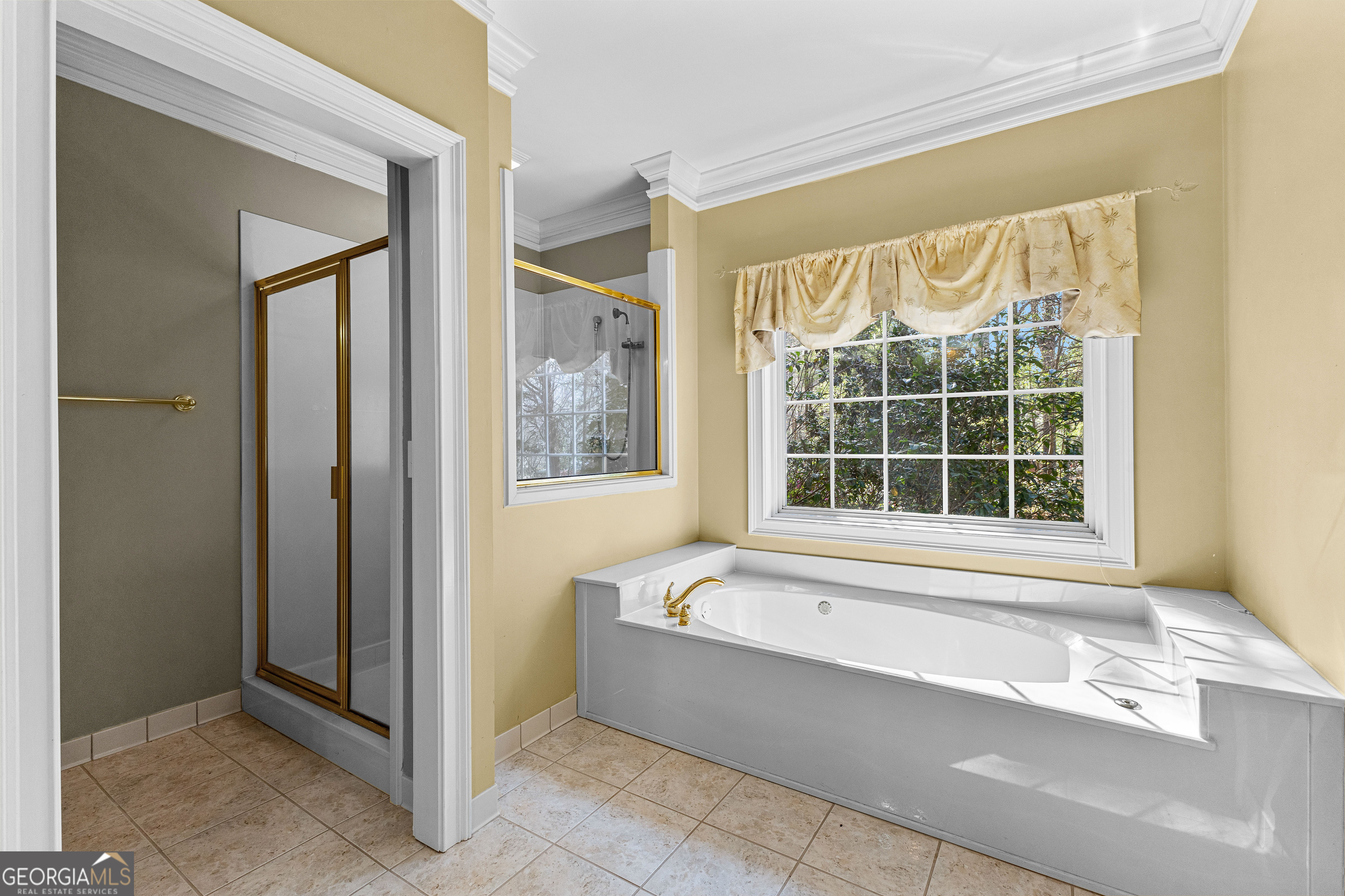 Fayetteville, Georgia 30215, United States, 3 Bedrooms Bedrooms, ,4 BathroomsBathrooms,Residential,Pending,213376