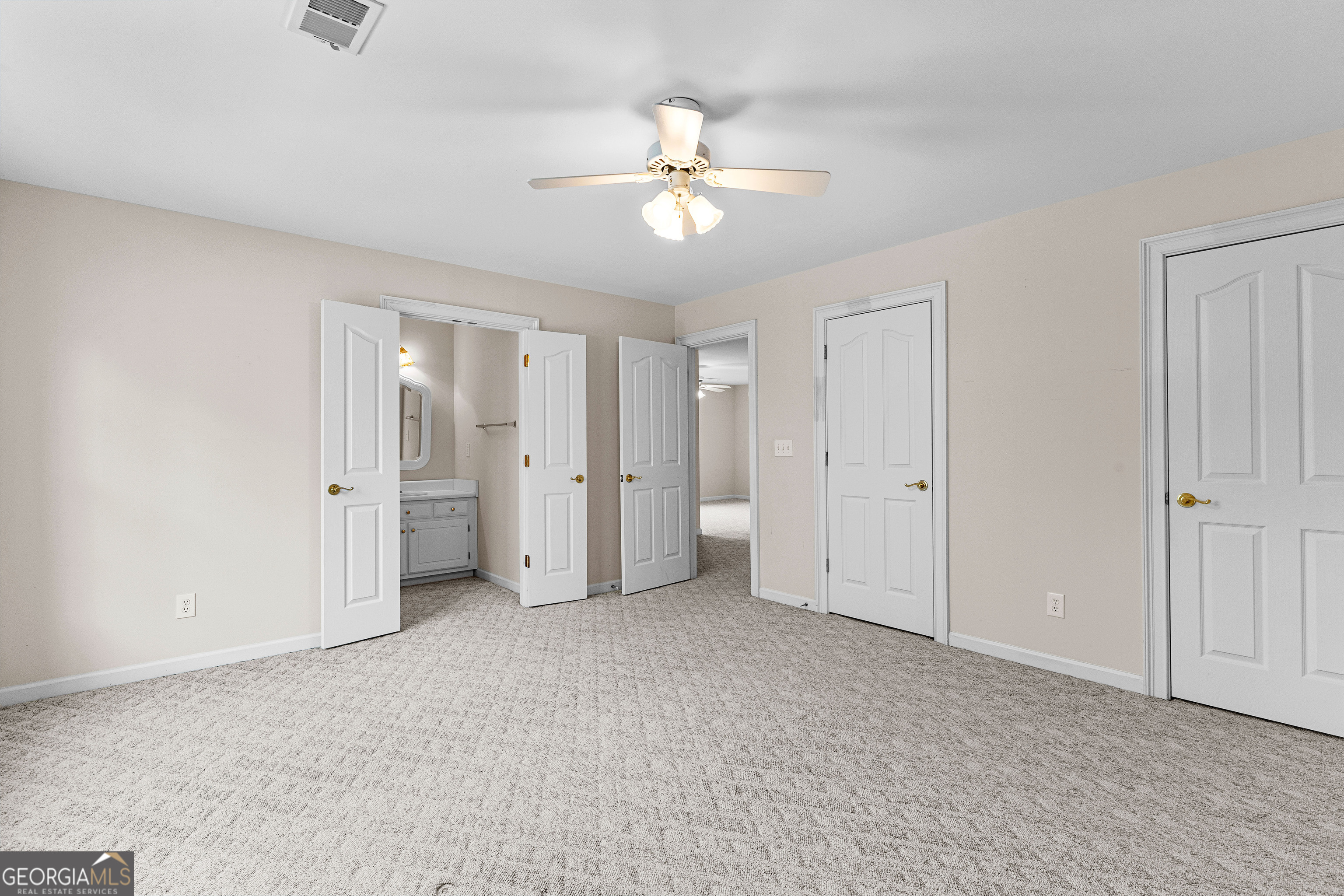 Fayetteville, Georgia 30215, United States, 3 Bedrooms Bedrooms, ,4 BathroomsBathrooms,Residential,Pending,213376