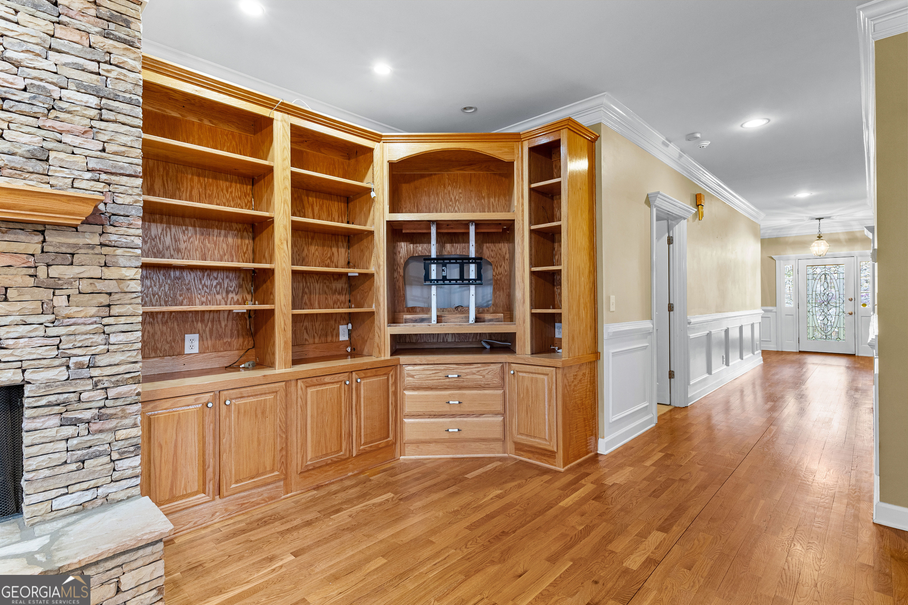 Fayetteville, Georgia 30215, United States, 3 Bedrooms Bedrooms, ,4 BathroomsBathrooms,Residential,Pending,213376