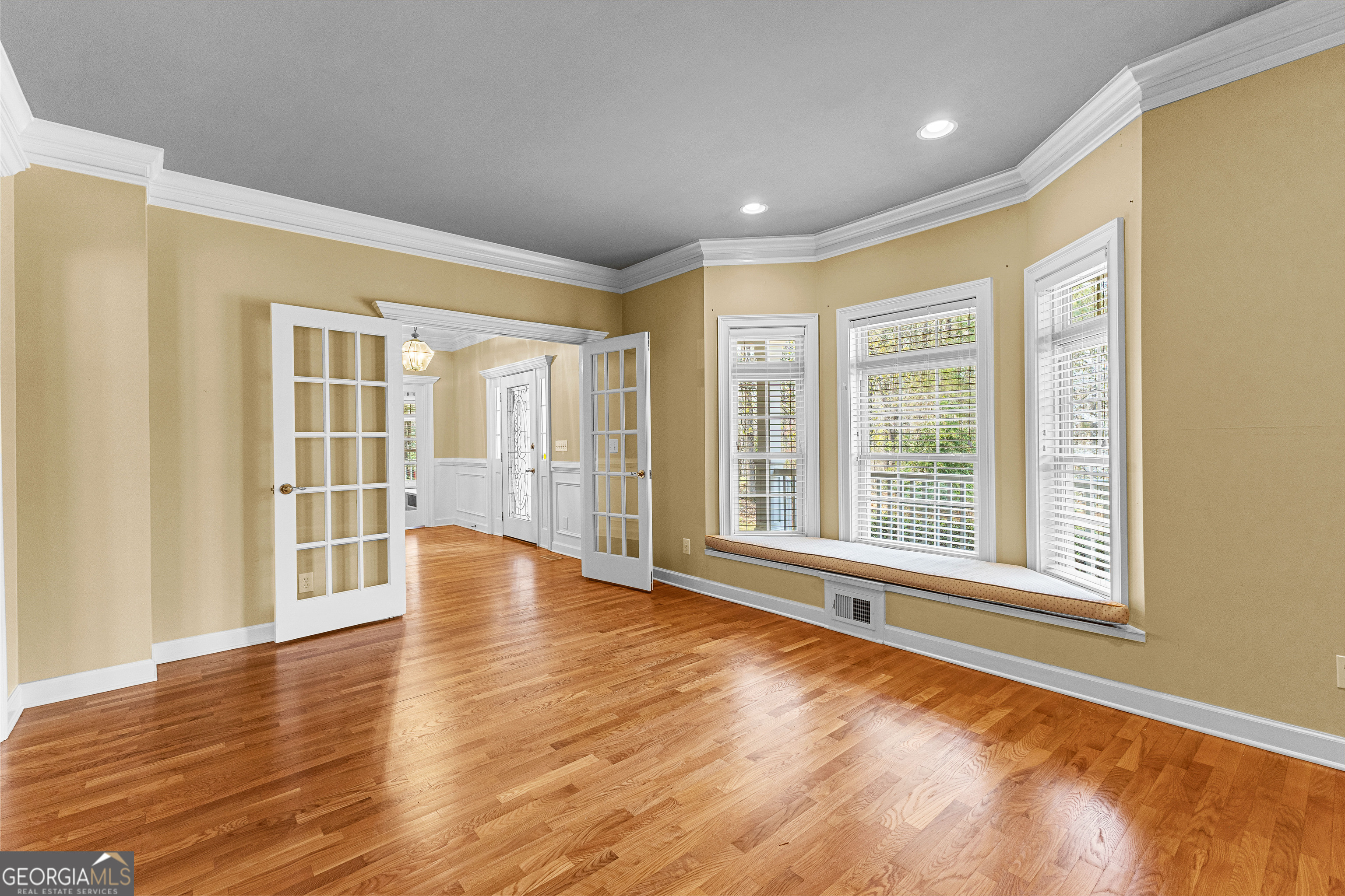 Fayetteville, Georgia 30215, United States, 3 Bedrooms Bedrooms, ,4 BathroomsBathrooms,Residential,Pending,213376