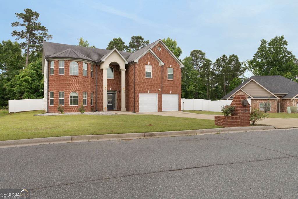 Photo of 168 Summer Grove Lane, Macon, GA 31206 (MLS # 10788650)