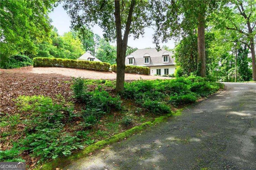 Photo of 4010 Paper Mill Road, Marietta, GA 30067 (MLS # 10688168)