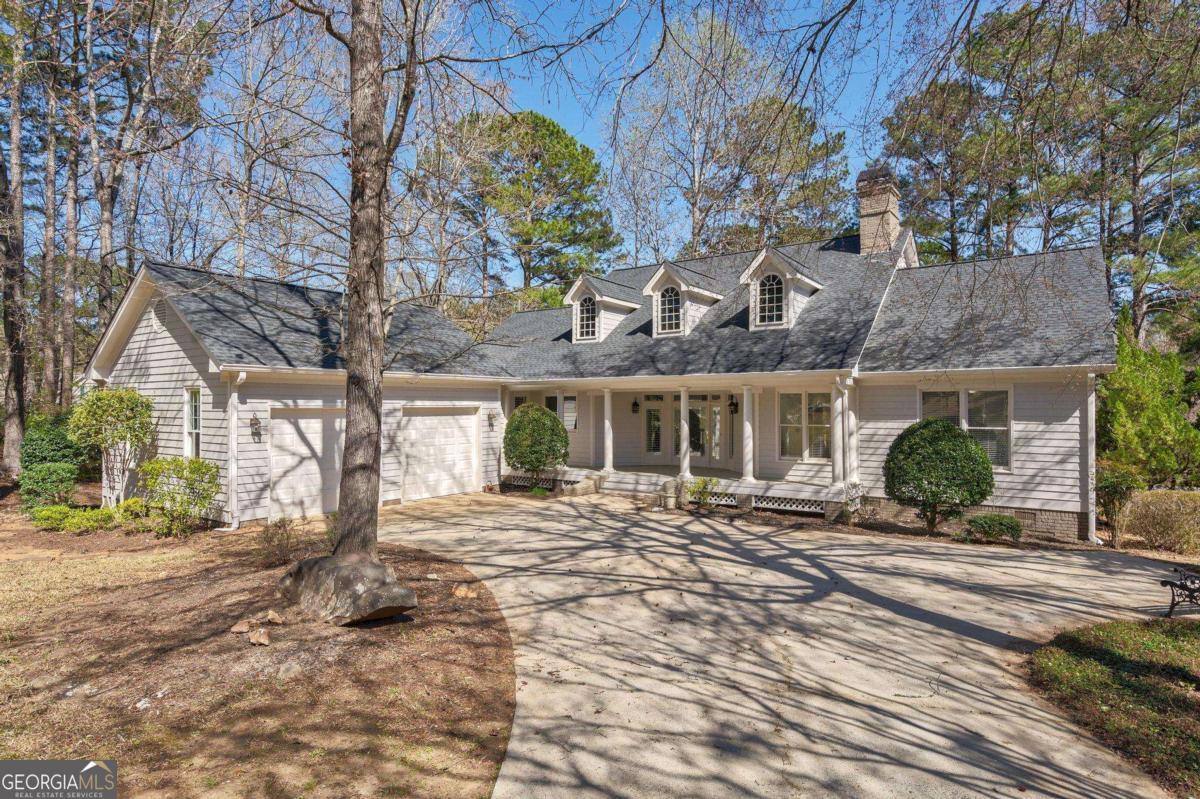 106 Oakton N