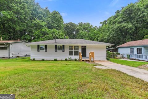 2049 Phillips DR SE Atlanta GA 30315