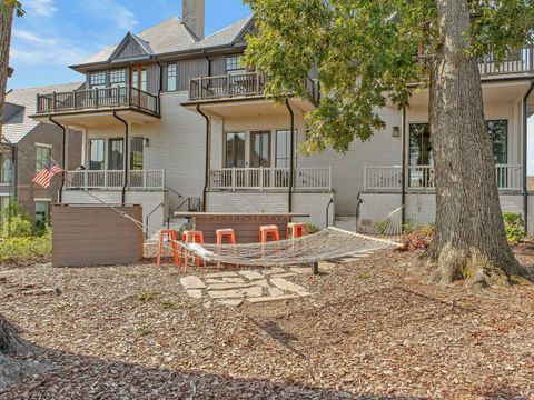 110 Glasgow LN Fayetteville GA 30214