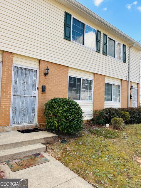 Photo of 405 Fairburn Road SW #143, Atlanta, GA 30331 (MLS # 10649629)