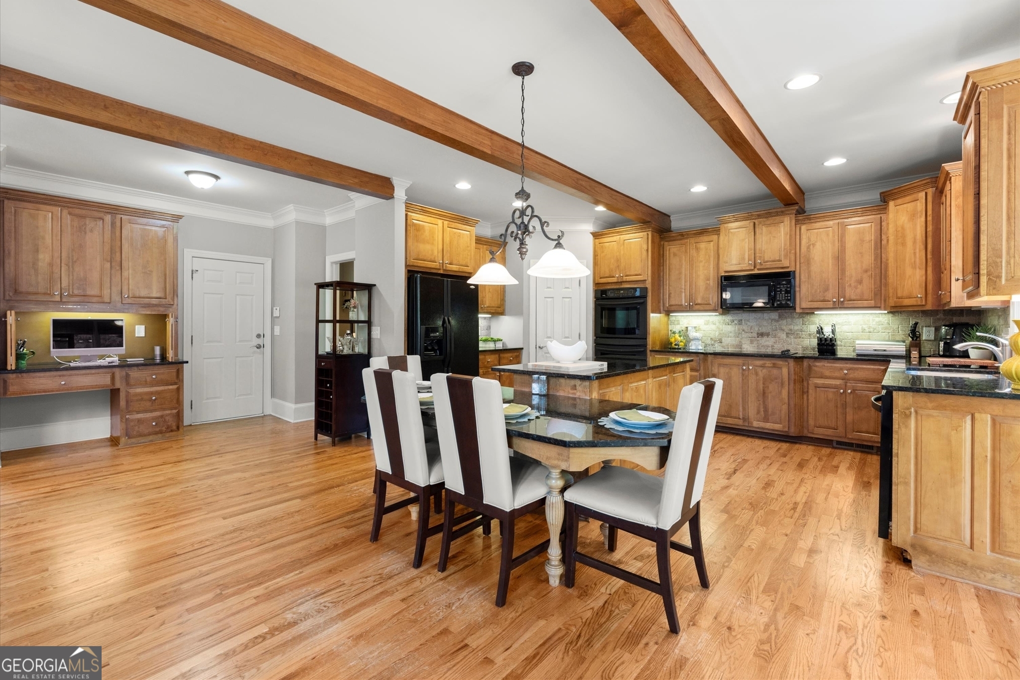 979 Pathview CT