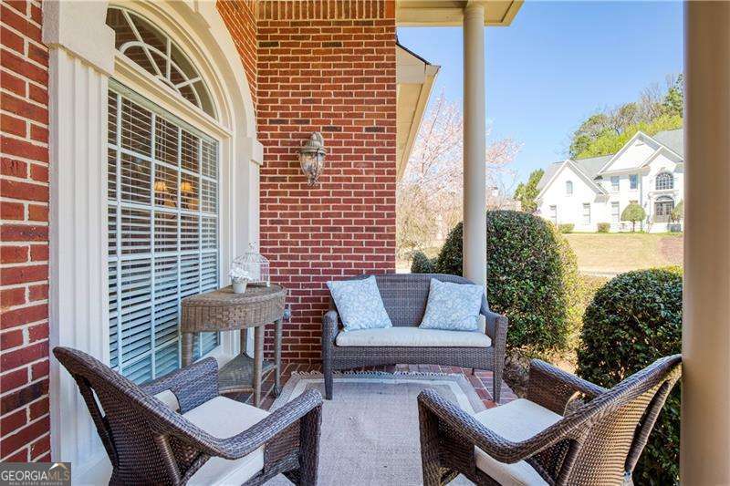 8005 Sweet Creek RD