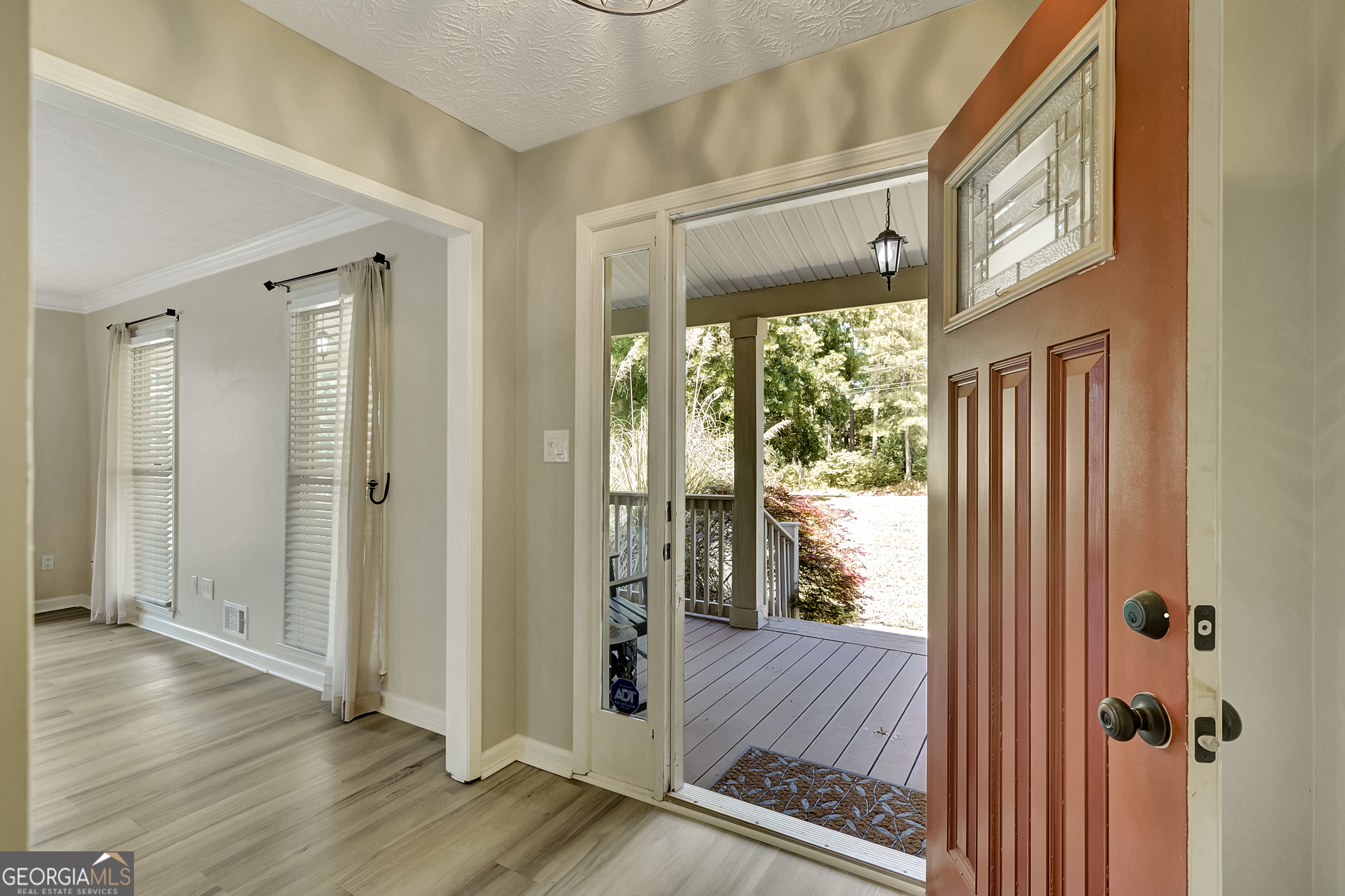 300 Briarwood RD
