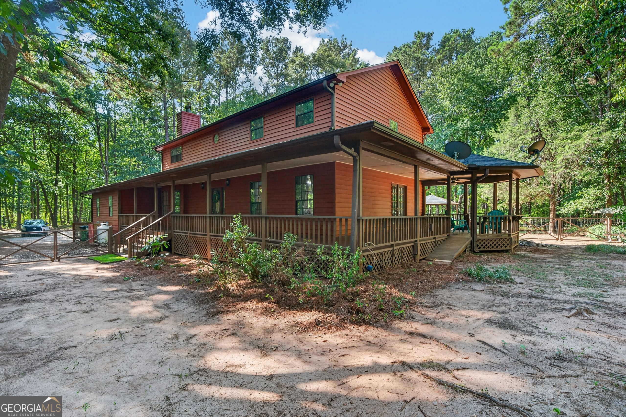 195 Montego Bay RD NW