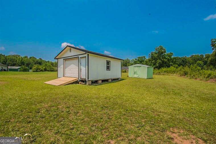 1098 Highway 85