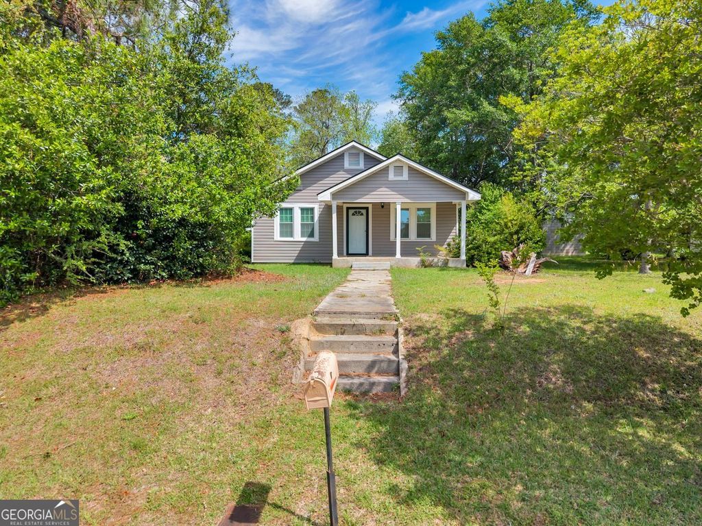 Photo of 211 E 5th Avenue, Cordele, GA 31015 (MLS # 10730900)