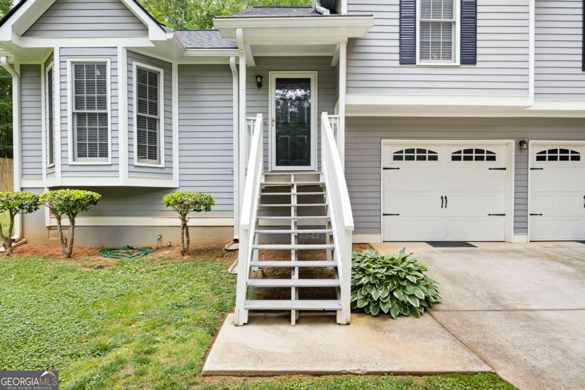 248 Freestone LN