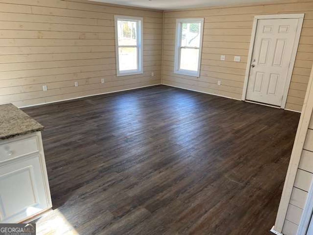 Photo of 6985 Sawnee Terrace, Gainesville, GA 30506 (MLS # 10692036)