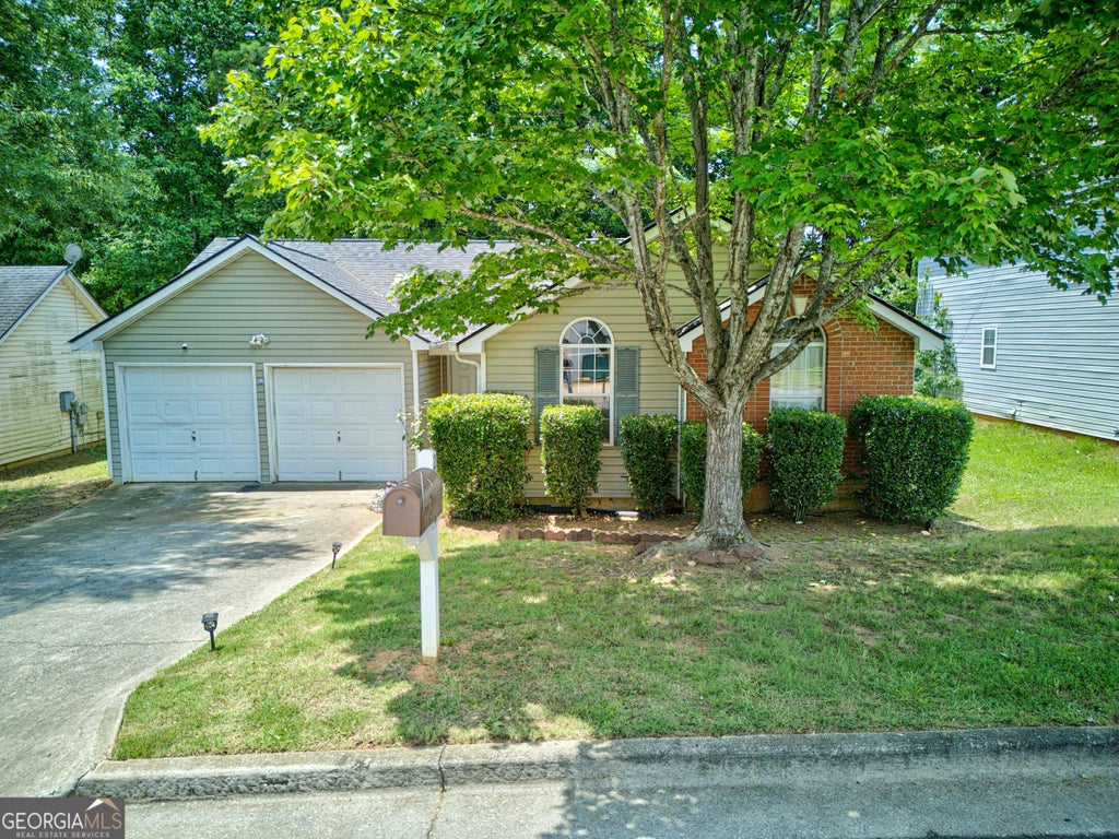 Photo of 2343 Rambling Way, Lithonia, GA 30058 (MLS # 10799175)