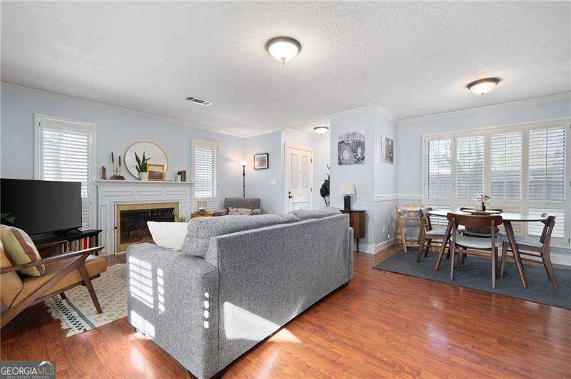 Manning Villas - Residential