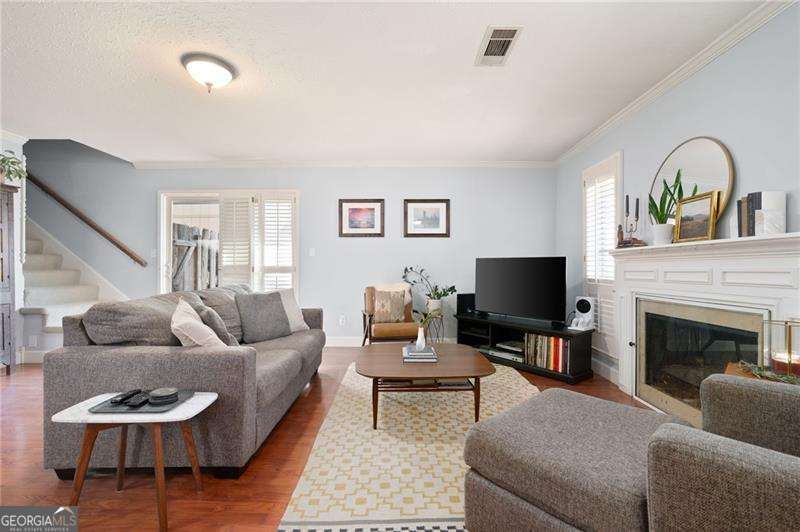 Manning Villas - Residential
