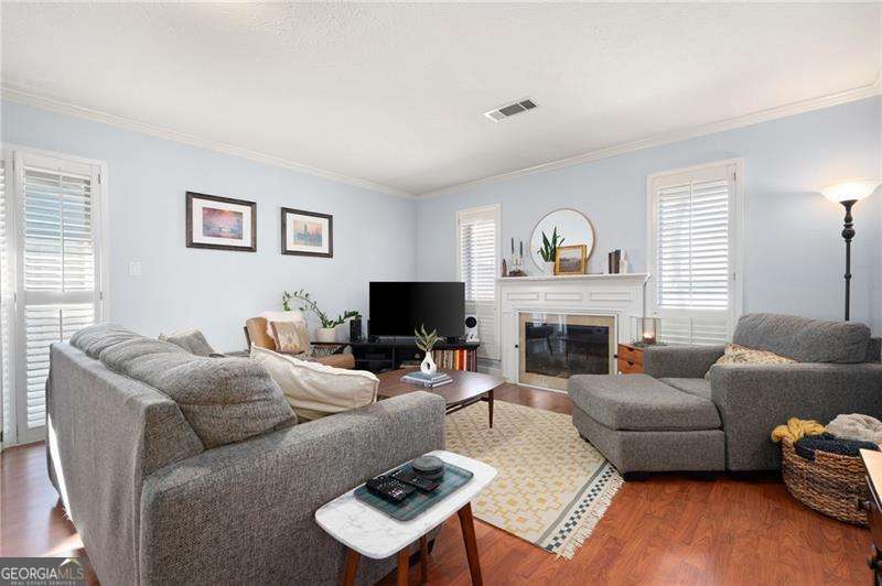Manning Villas - Residential