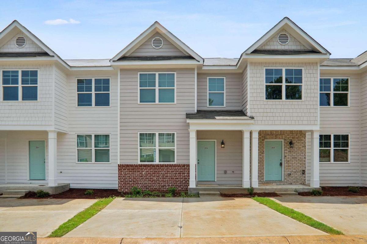 View East Point, GA 30344 townhome