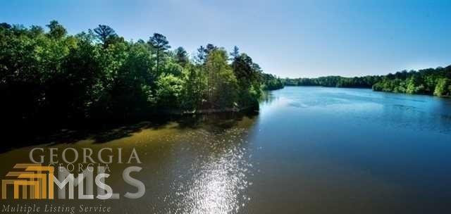 Fayetteville, Georgia 30215, United States, 4 Bedrooms Bedrooms, ,5 BathroomsBathrooms,Residential,Pending,78109