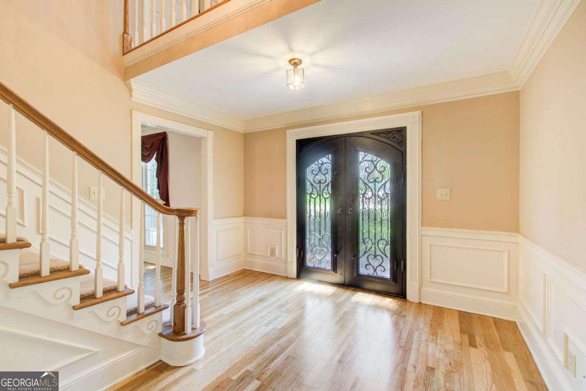 5163 CHARLEMAGNE WAY SW