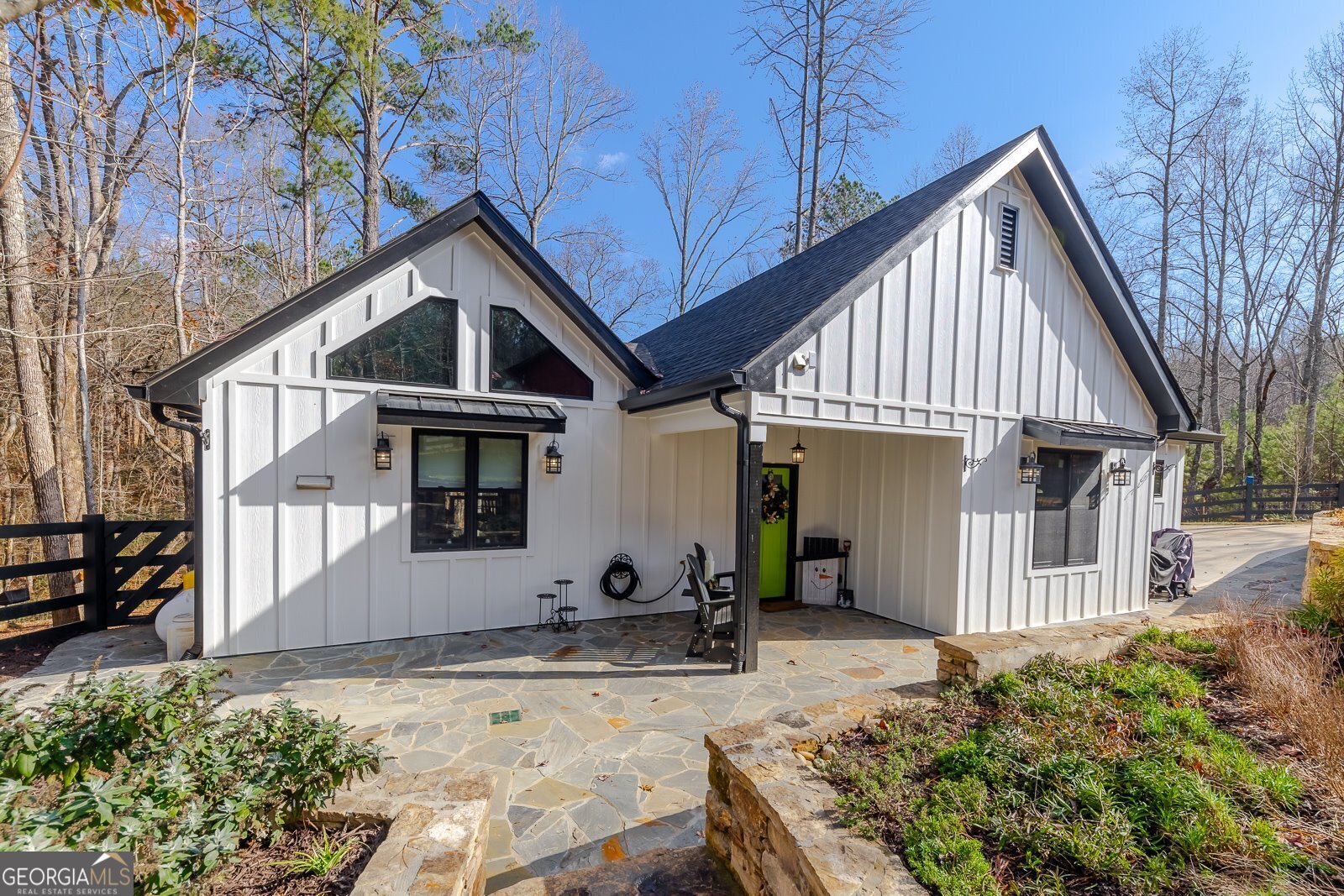 239 Green Ridge RD