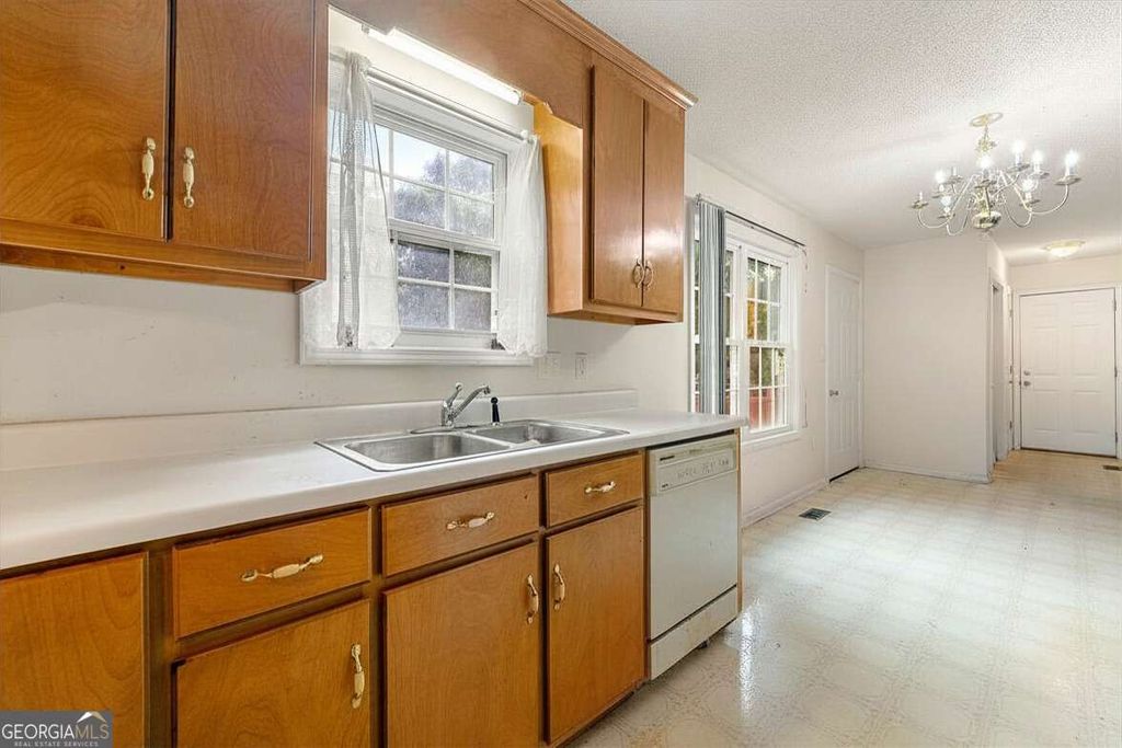 Photo of 1480 E Broad Street, Athens, GA 30601 (MLS # 10775089)