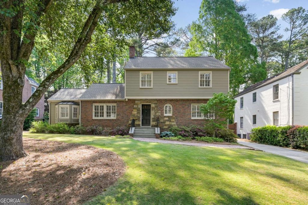 Photo of 1735 Johnson Road NE, Atlanta, GA 30306 (MLS # 10741214)