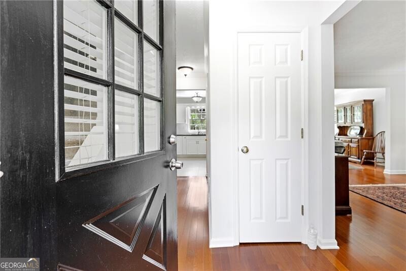 3001 Queens CT