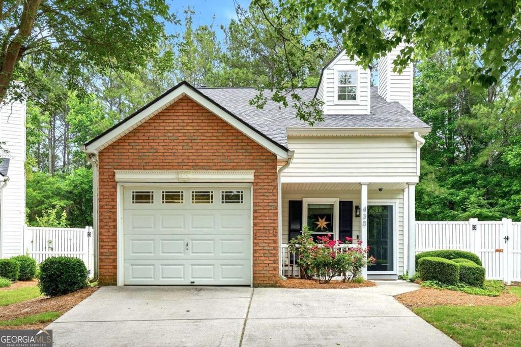 Photo of 430 Feyston Court, Alpharetta, GA 30004 (MLS # 10770931)