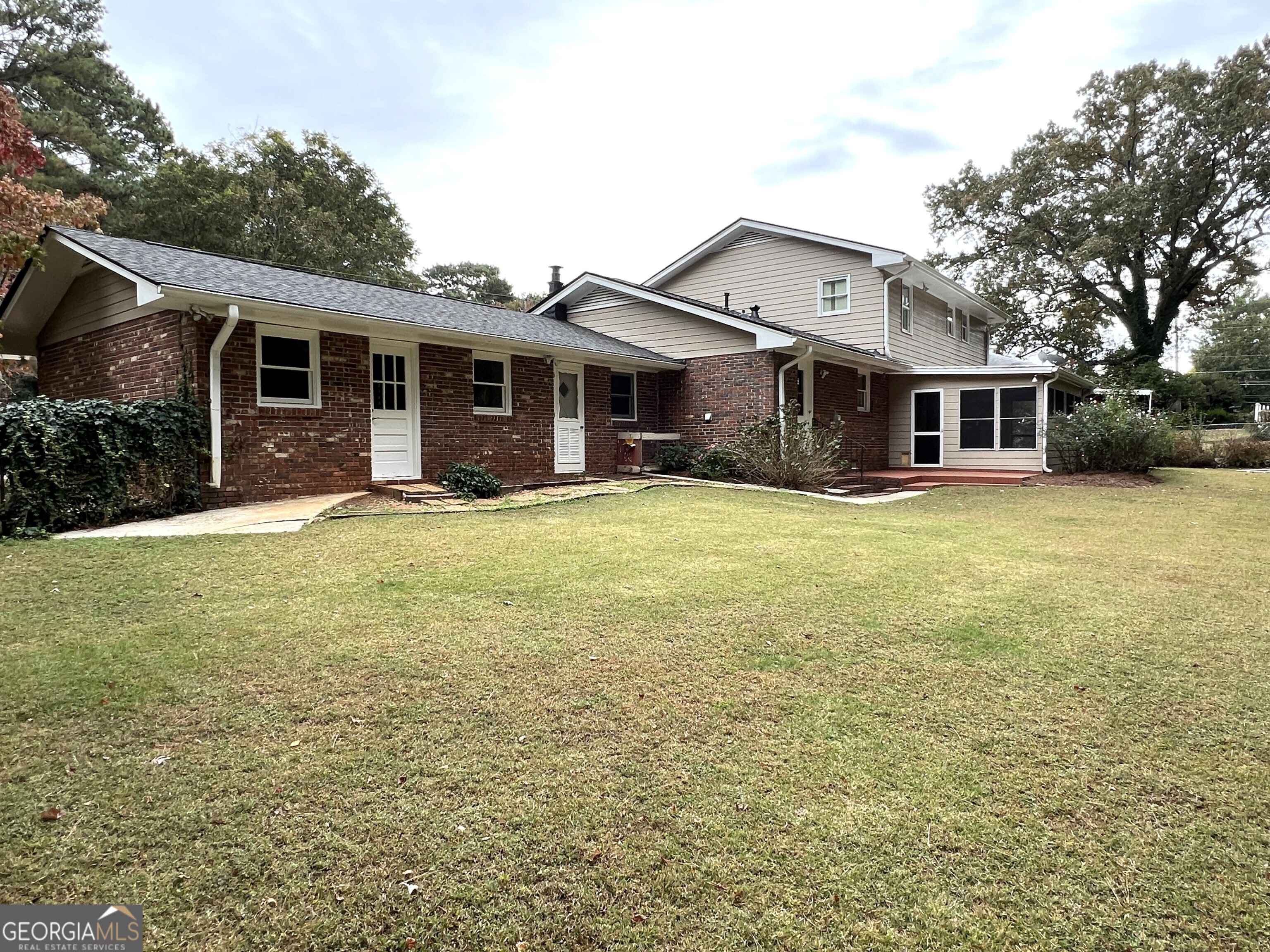 Wanda Woods - Residential