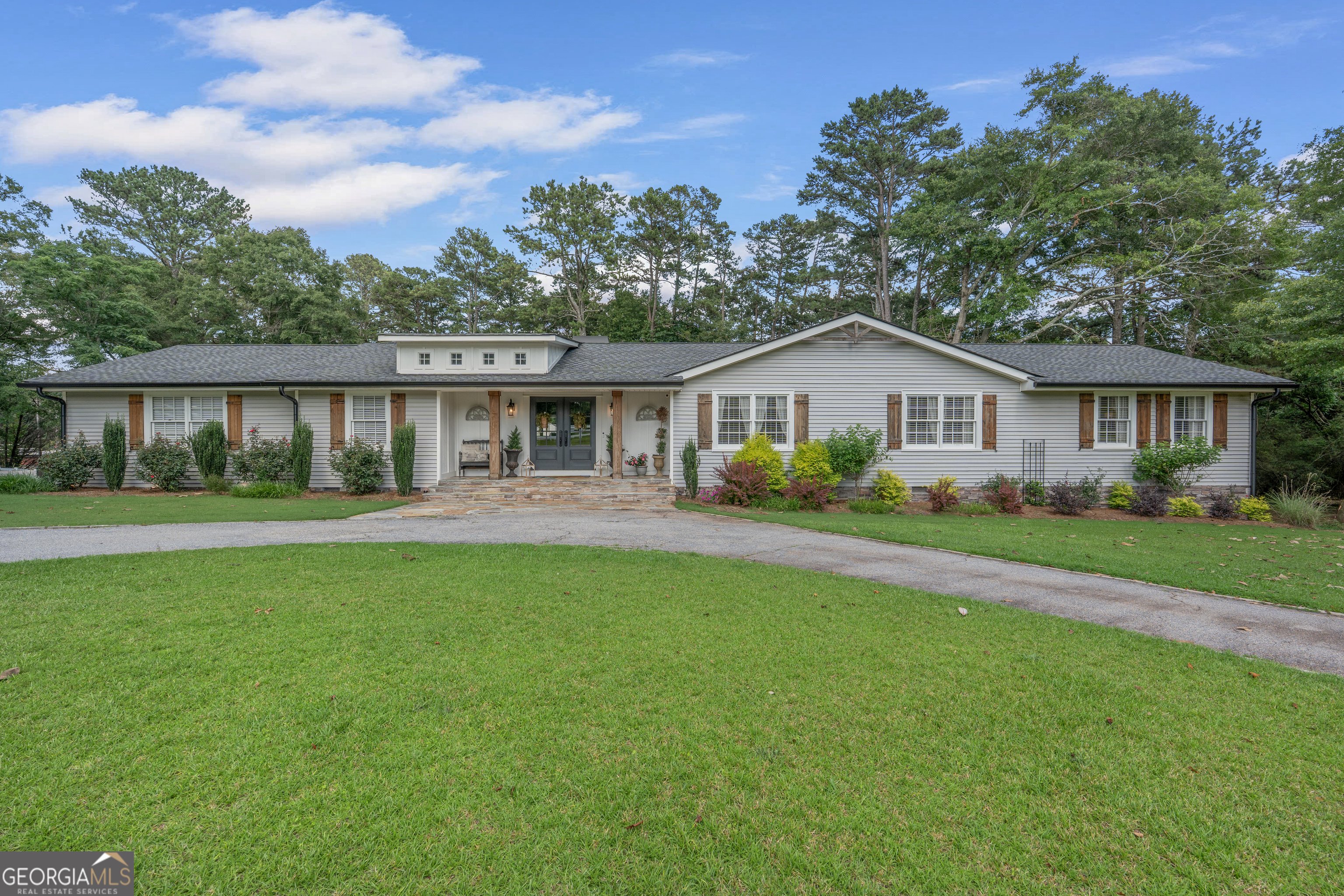 396 Ebenezer RD