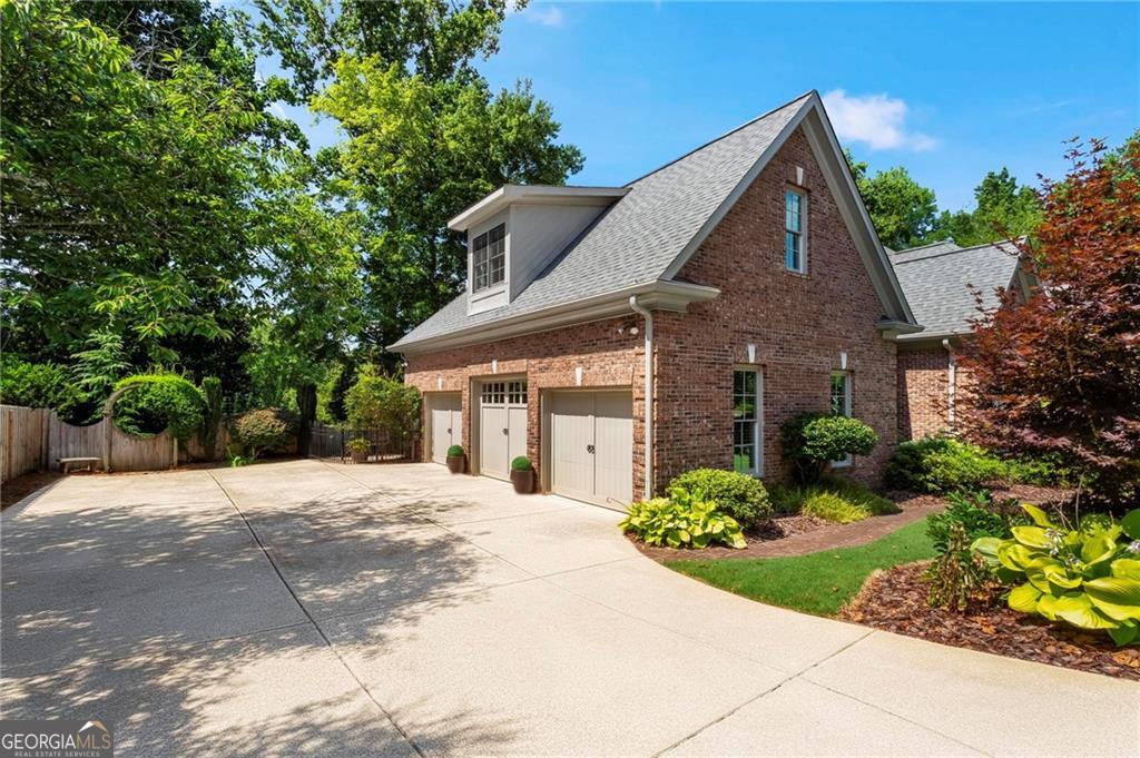 1190 Austin Glen DR