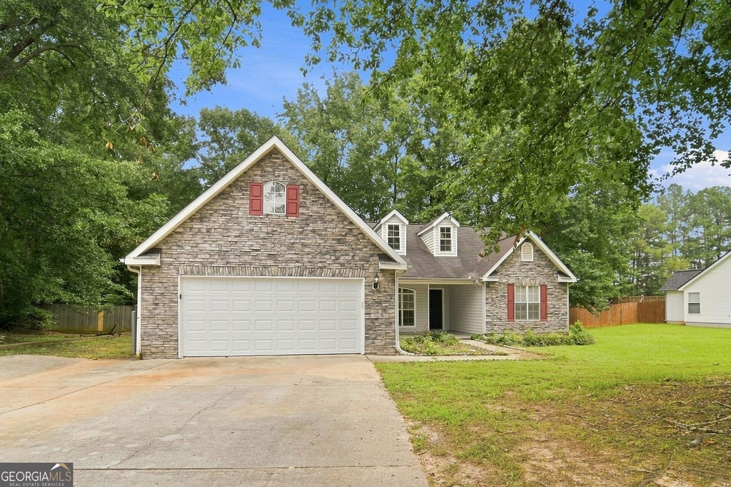 Photo of 125 River View Court, Hampton, GA 30228 (MLS # 10840767)