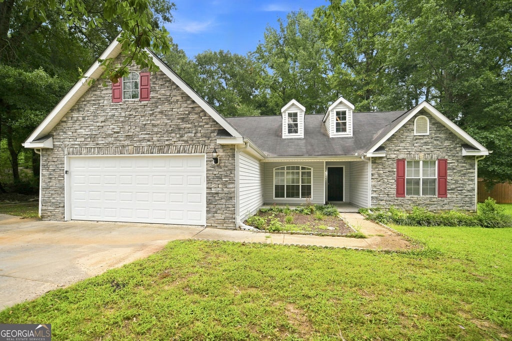 Photo of 125 River View Court, Hampton, GA 30228 (MLS # 10840767)