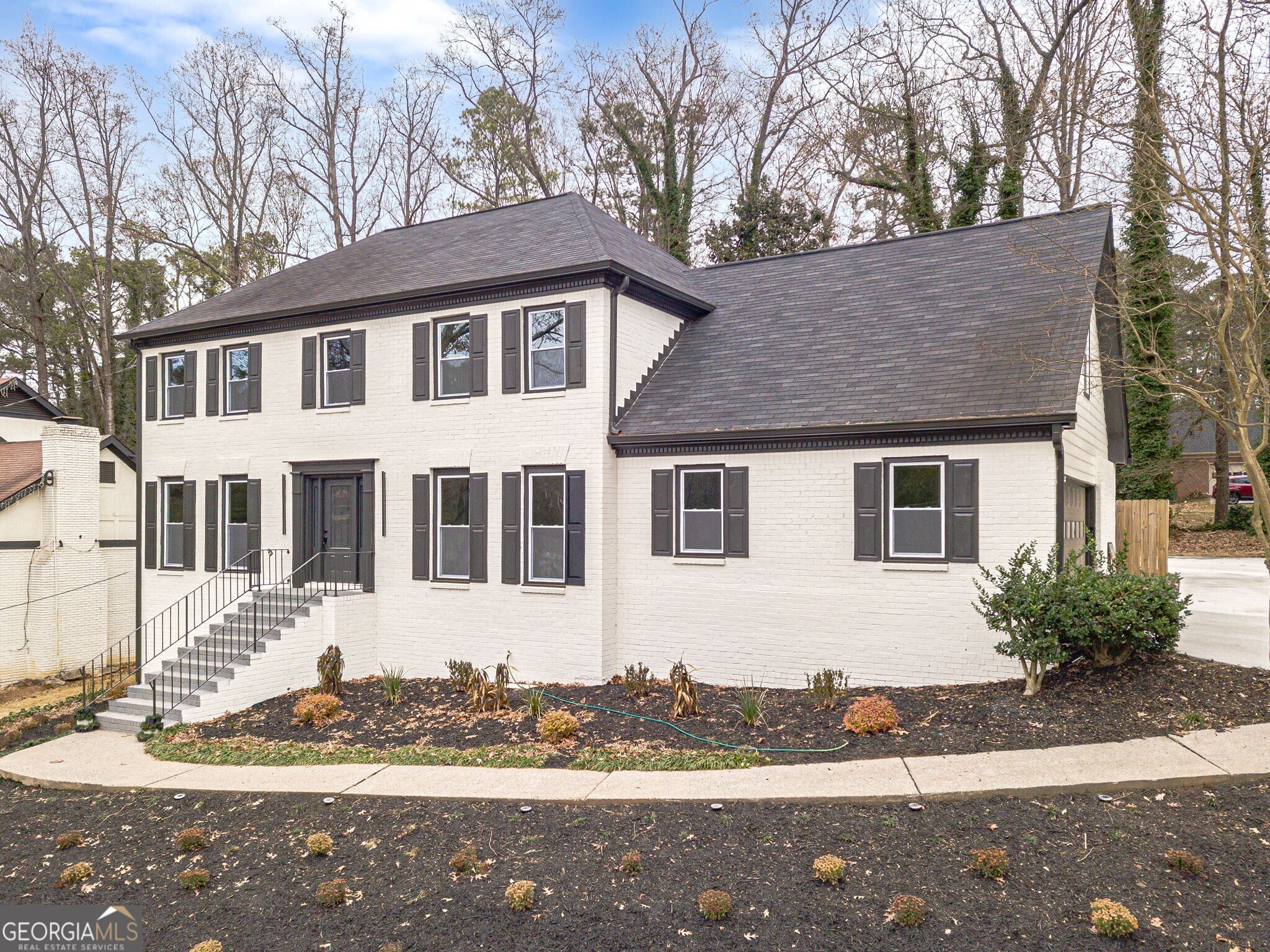 380 Cardigan CIR SW