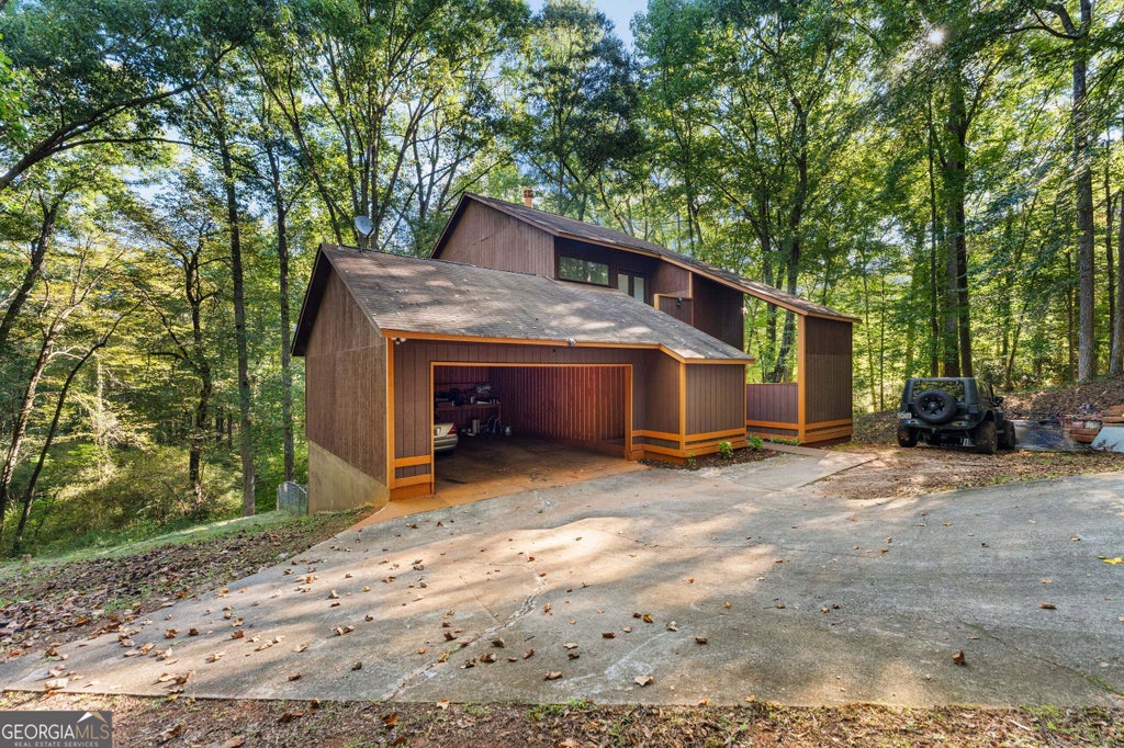 Photo of 107 Sweetgum Drive, Lagrange, GA 30240 (MLS # 10858300)