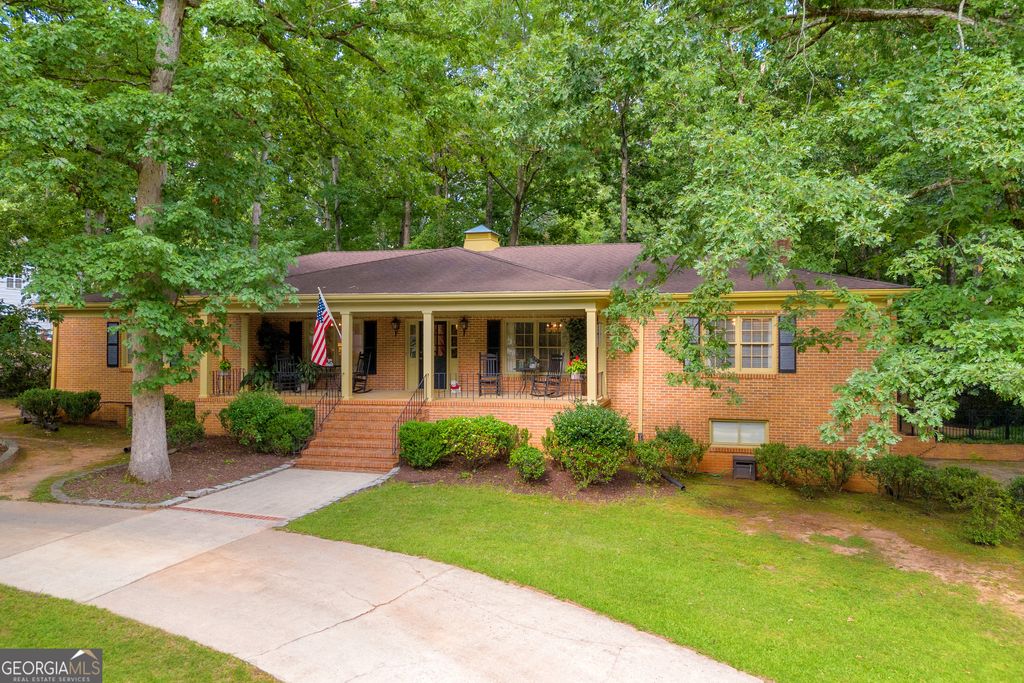 Photo of 155 Devereux Drive, Athens, GA 30606 (MLS # 10724569)
